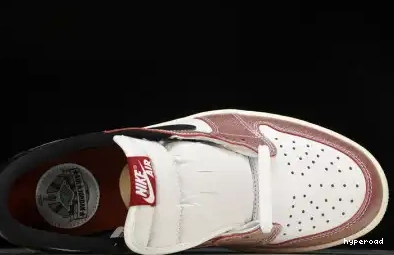 Hyperoad x OG Room Air 1 Trophy Jordan Low 0427